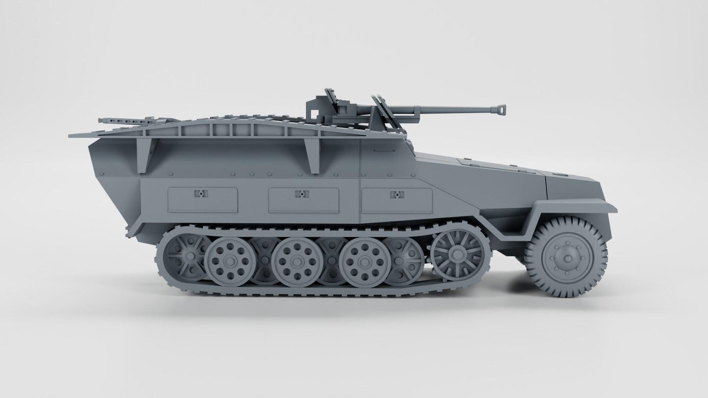 Halftrack Panzerspähwagen 251-7: WW2 German Resin Miniature